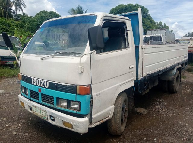 Isuzu Elf