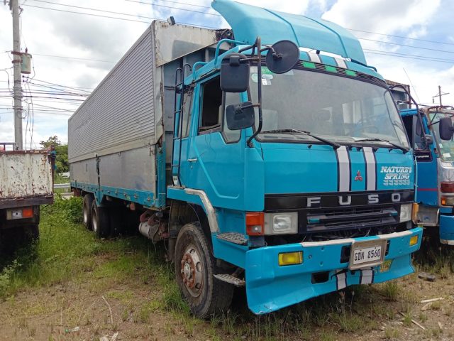 Fuso Wing Van - Image 2