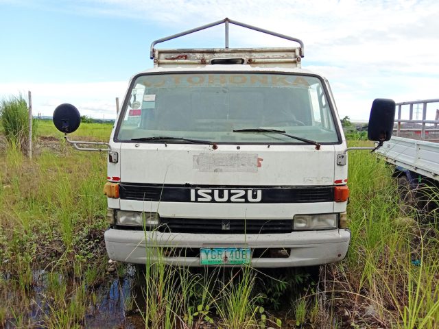 Isuzu Stake Truck - Image 5