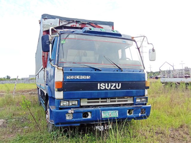Isuzu Wing Van - Image 8