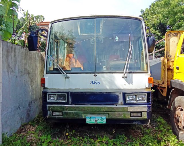 Mitsubishi Mini Bus - Image 2
