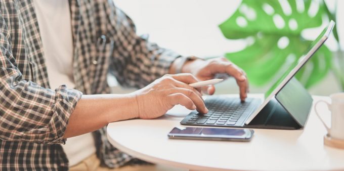 Blog: Adapting your business to a low touch economy. How can Philippine businesses pivot during and after a pandemic?